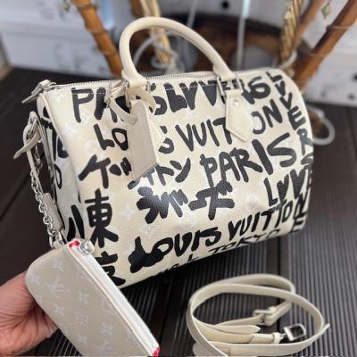 LV EKRU DESENLİ MONOGRAM ÇANTA