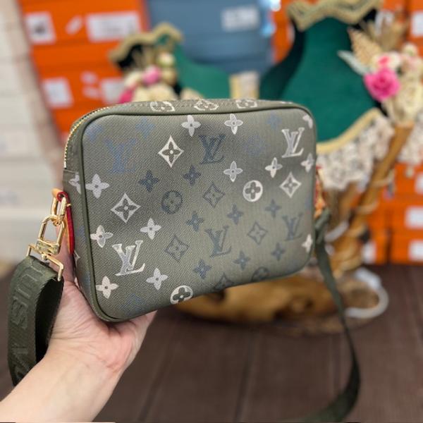 lv-haki-monogram-canta--resim4-6590.jpg