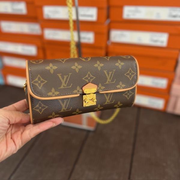 lv-kucuk-boy-monogram-canta-2-resim-7670.jpg
