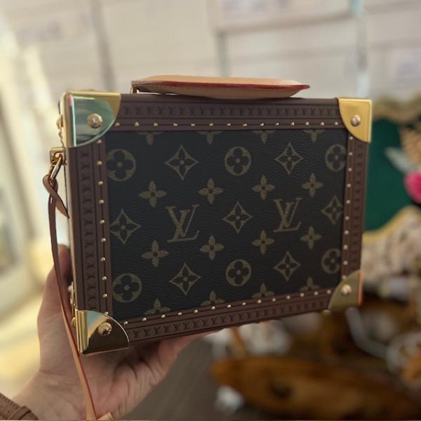 lv-kutu-monogram-canta-3-resim-6402.jpg