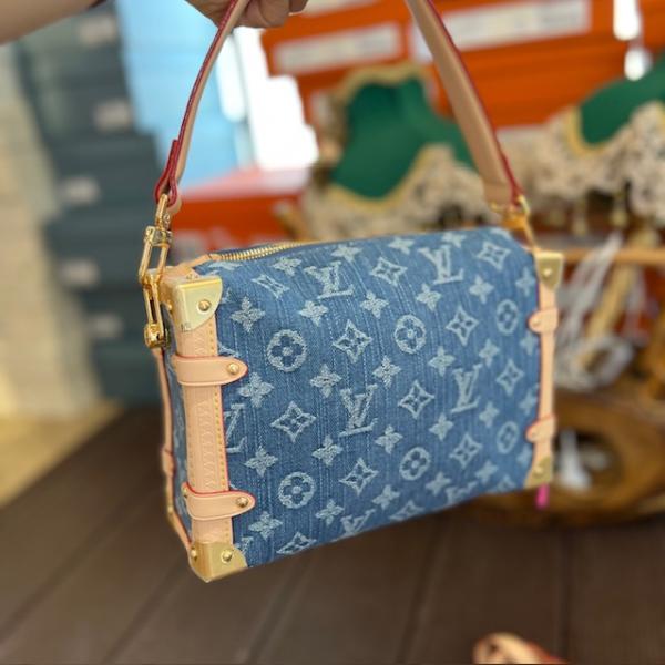 lv-mavi-monogram-canta-2-resim4-7250.jpg