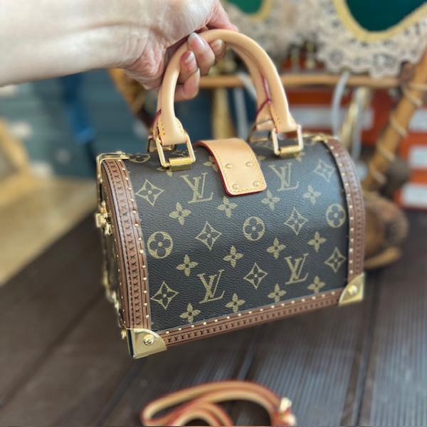 lv-monogram-kutu-canta-3-resim4-7598.jpg