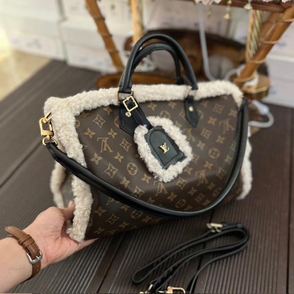 lv-monogram-siyah-aksesuarli-canta--resim-6258.jpg