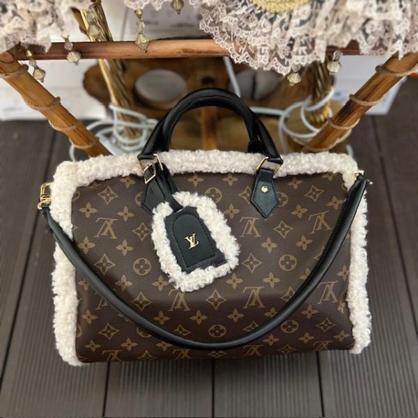 lv-monogram-siyah-aksesuarli-canta--resim2-6258.jpg