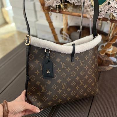 LV MONOGRAM SİYAH ASKILI ÇANTA 