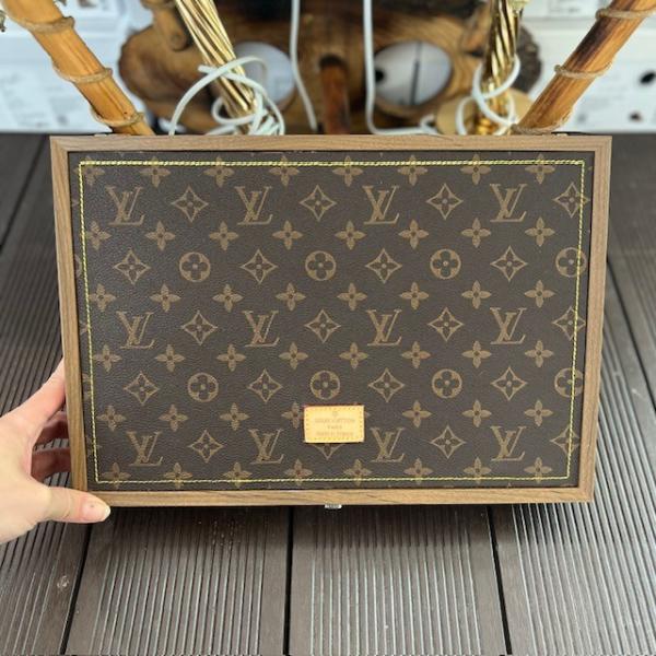 lv-monogram-taki-cantasi-resim2-5866.jpg
