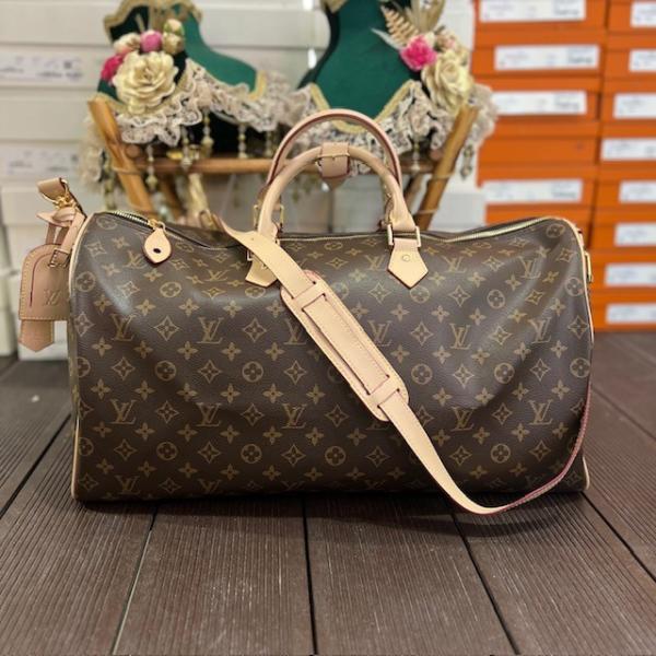 lv-monogram-valiz-3-resim-6410.jpg