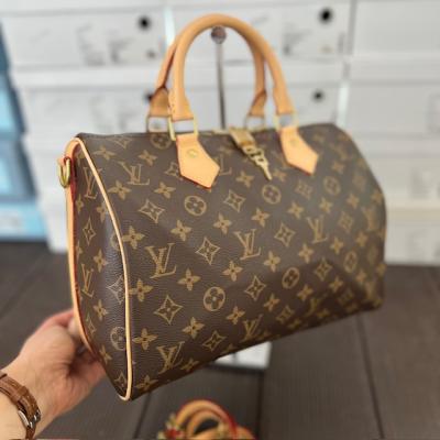 LV NUDE MONOGRAM ÇANTA 
