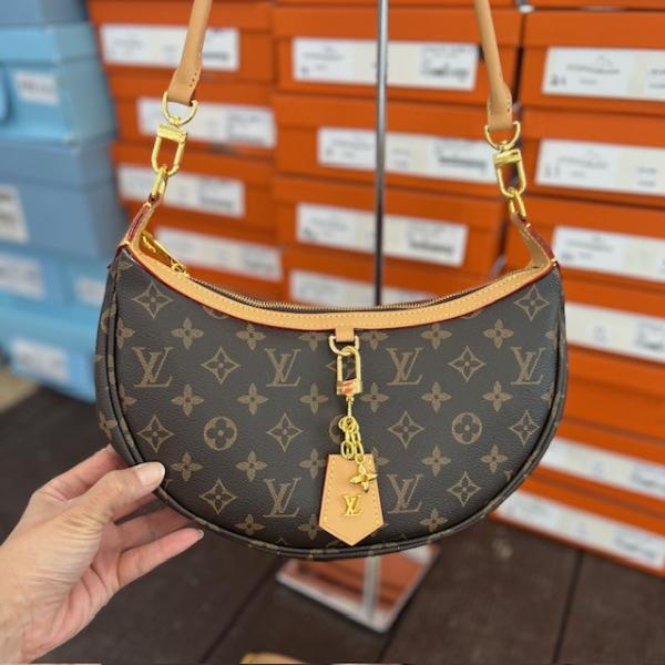 lv-orta-boy-monogram-canta-2-resim-7672.jpg