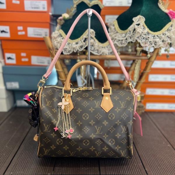 lv-pembe-monogram-askili-canta-2-resim2-7032.jpg