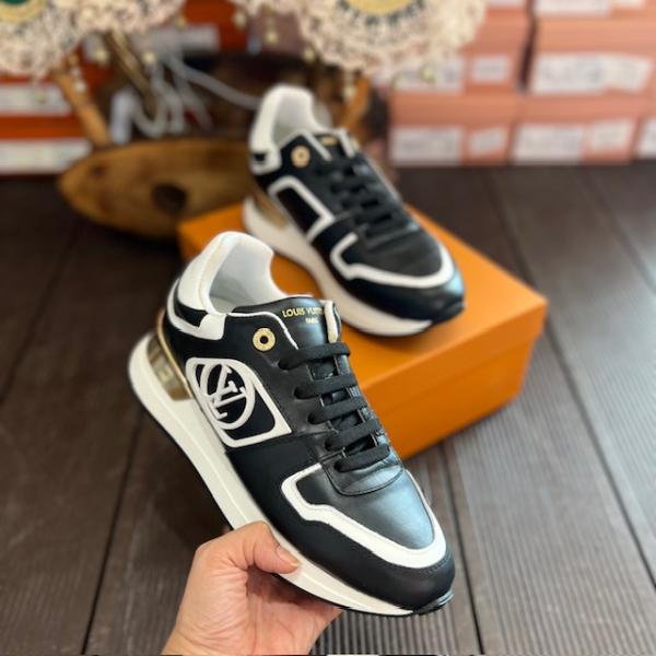 lv-siyah-sneaker-1-resim4-7852.jpg
