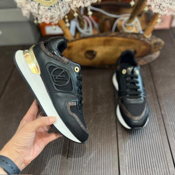 lv-siyah-sneaker-2-resim2-7887.jpg