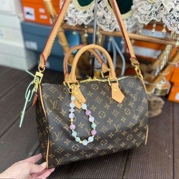 lv-yesil-monogram-askili-canta--resim-7029.jpg