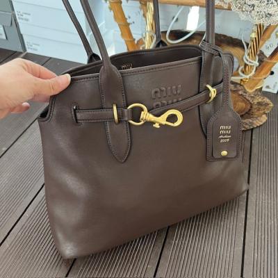 MİU ACI KAHVE BÜYÜK BOY ÇANTA 