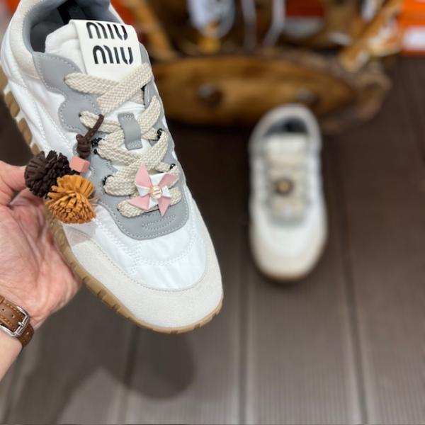 miu-beyaz-sneaker-2-resim3-7064.jpg