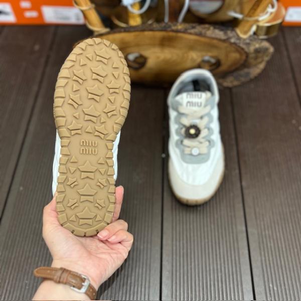miu-beyaz-sneaker-2-resim6-7064.jpg