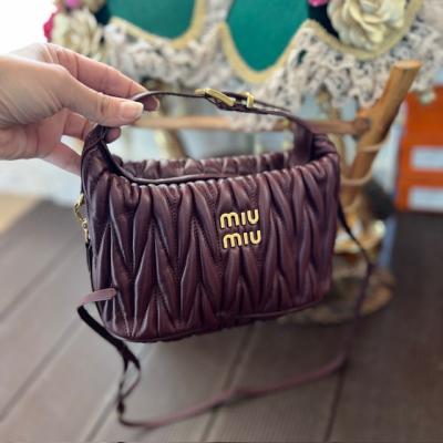 MİU BORDO ASKILI ÇANTA 