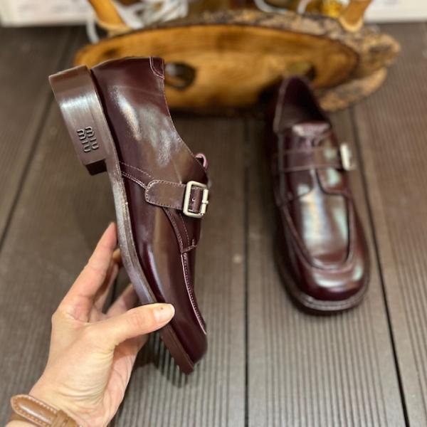 miu-bordo-ayakkabi-1-resim3-5983.jpg