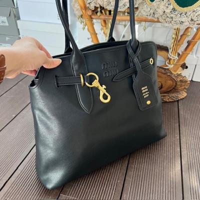 MİU BÜYÜK BOY SİYAH ÇANTA 