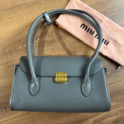 MİU GRİ ÇANTA 