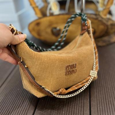 MİU TABA KADİFE ÇANTA 