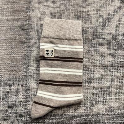 MİU VİZON ÇİZGİLİ ÇORAP 