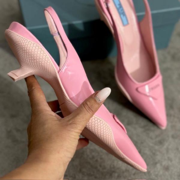 prada-pembe-ayakkabi-resim2-2474.jpg