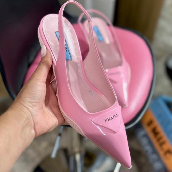 prada-pembe-ayakkabi-resim3-2474.jpg
