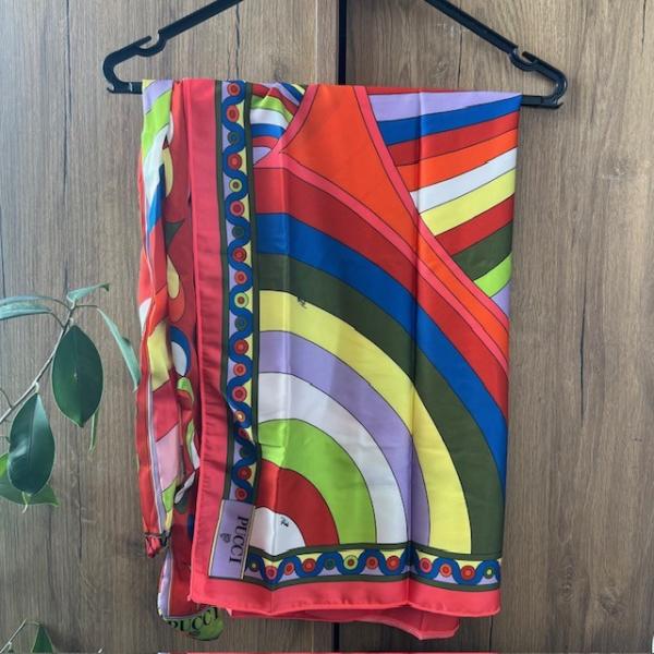pucci-desenli-bikini-resim5-7096.jpg