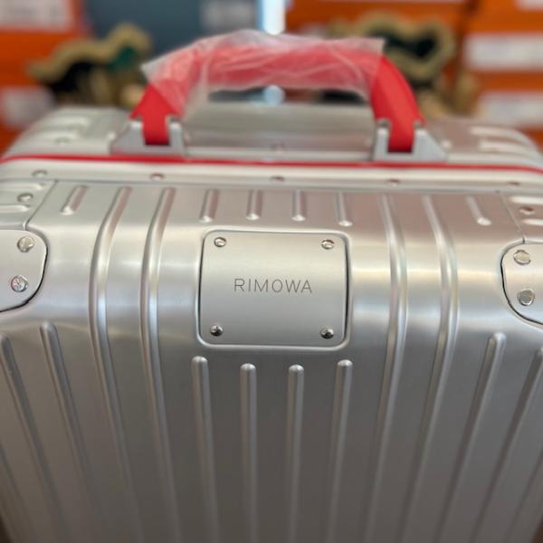 rimova-gri-valiz-2-resim4-6586.jpg