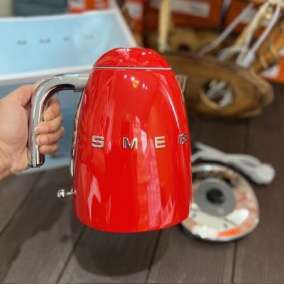 SMEG KIRMIZI KETTLE