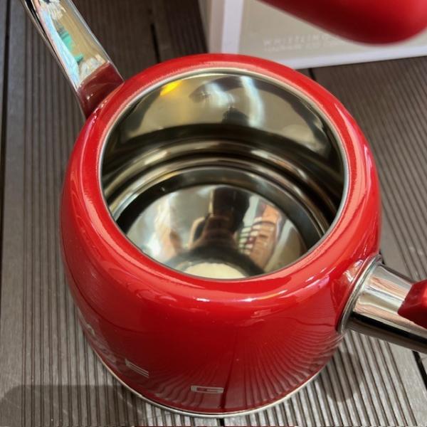smeg-kirmizi-set-ustu-duduklu-kettle-resim4-7359.jpg