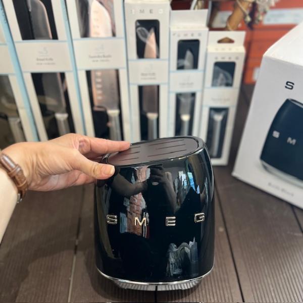 smeg-siyah-bicaklik-resim-7517.jpg