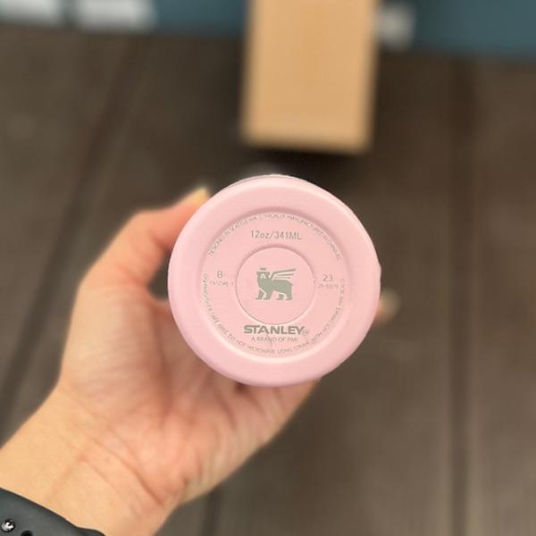 stanley-pembe-termos-35l-resim4-8076.jpg