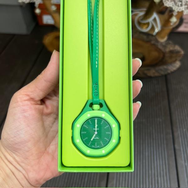 swatch-piguet-royal-pop-kod-7-resim3-7913.jpg