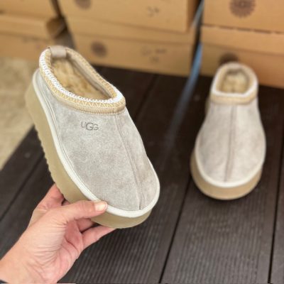 UGG BEJ TAZZ
