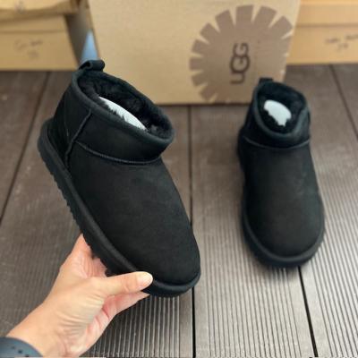 UGG SİYAH BOT 