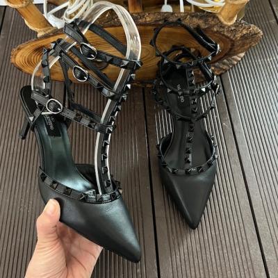 VLN TOPUKLU SİYAH AYAKKABI 