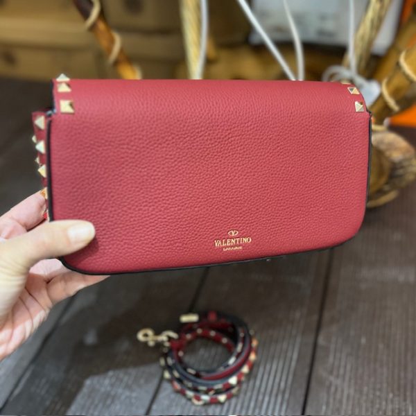 vltn-bordo-gold-rockstud-resim4-8295.jpg
