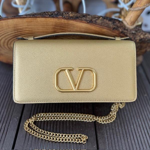 vltn-gold-canta-1-resim2-6759.jpg