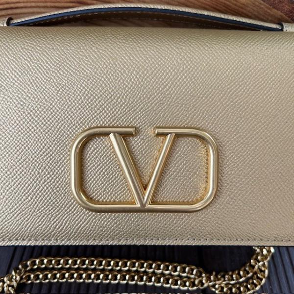 vltn-gold-canta-1-resim3-6759.jpg