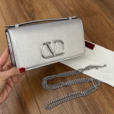 VLTN GÜMÜŞ ÇANTA 