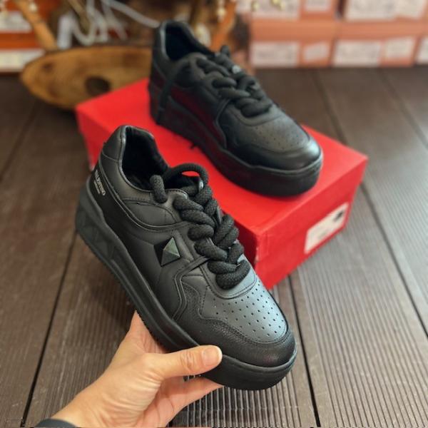vltn-siyah-sneaker--resim4-7850.jpg