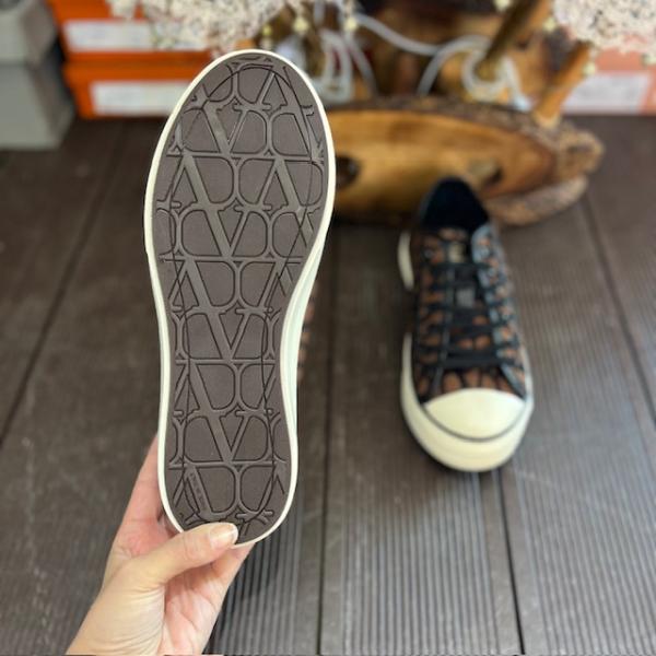 vltn-taba-sneaker--resim5-7842.jpg