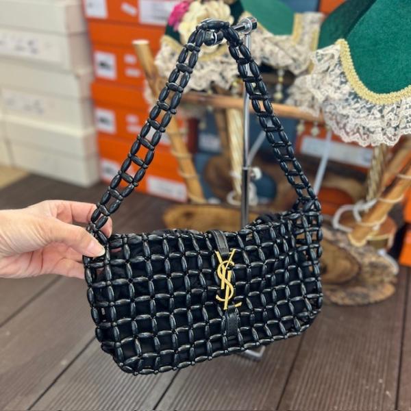 ysl-siyah-boncuk-canta--resim-6926.jpg