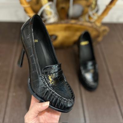 YSL SİYAH TOPUKLU AYAKKABI 