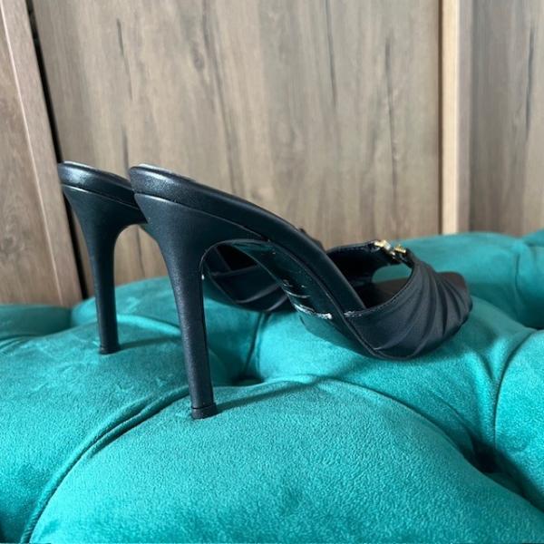 ysl-siyah-topuklu-terlik-resim3-4166.jpg